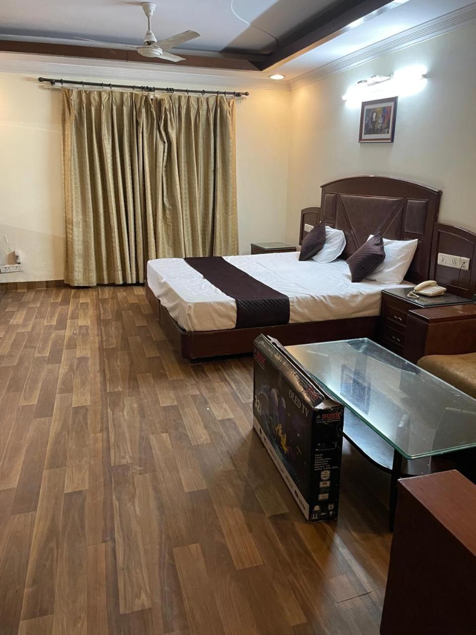 Residency Stay Inn Neu-Delhi Exterior foto